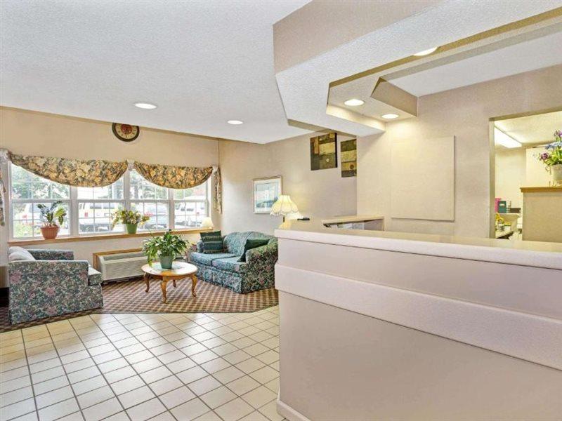 Microtel Inn By Wyndham Raleigh-Durham Airport Morrisville Exterior photo