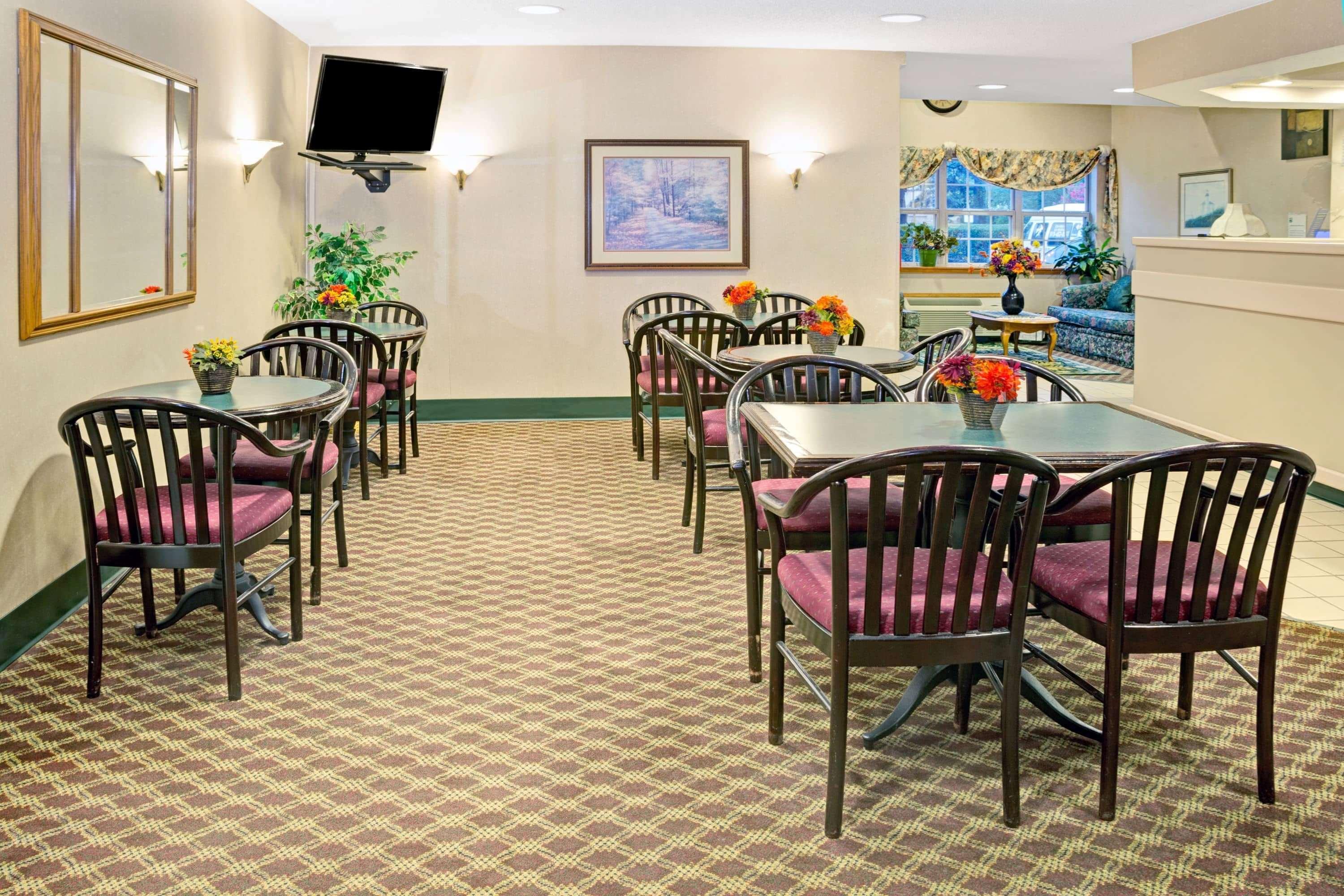 Microtel Inn By Wyndham Raleigh-Durham Airport Morrisville Exterior photo