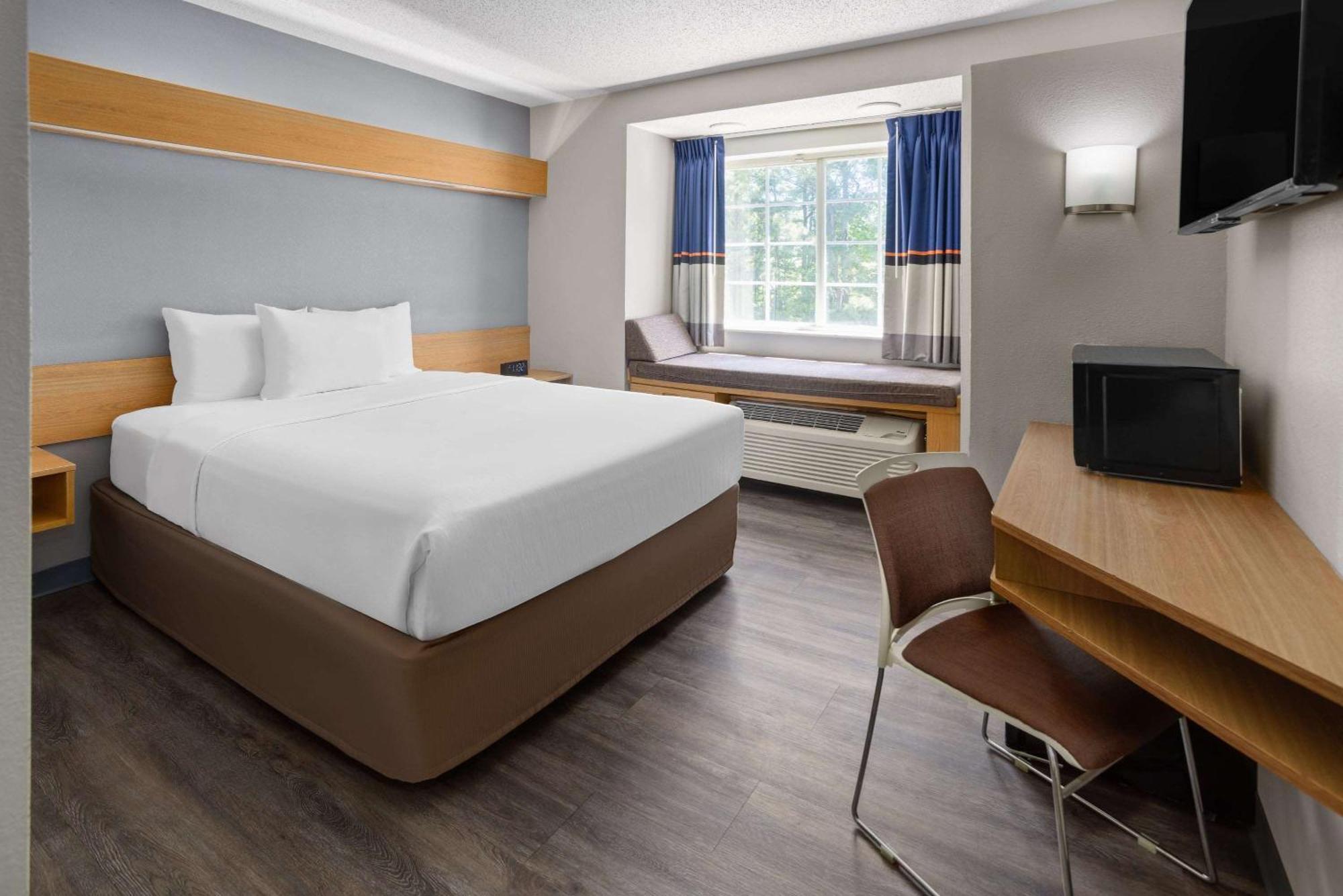 Microtel Inn By Wyndham Raleigh-Durham Airport Morrisville Exterior photo