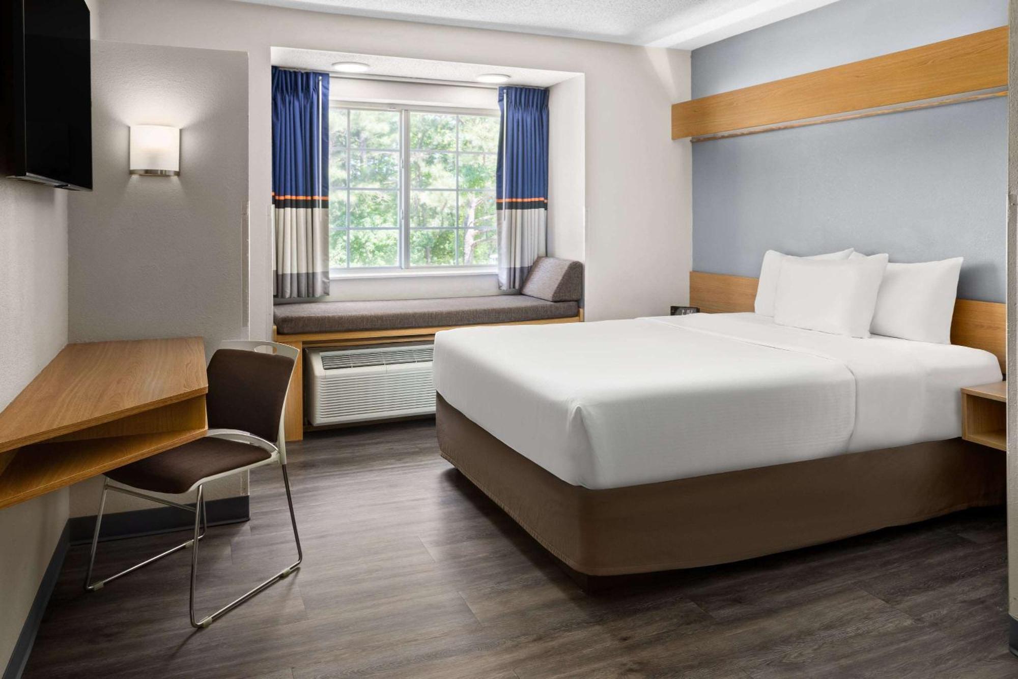 Microtel Inn By Wyndham Raleigh-Durham Airport Morrisville Exterior photo