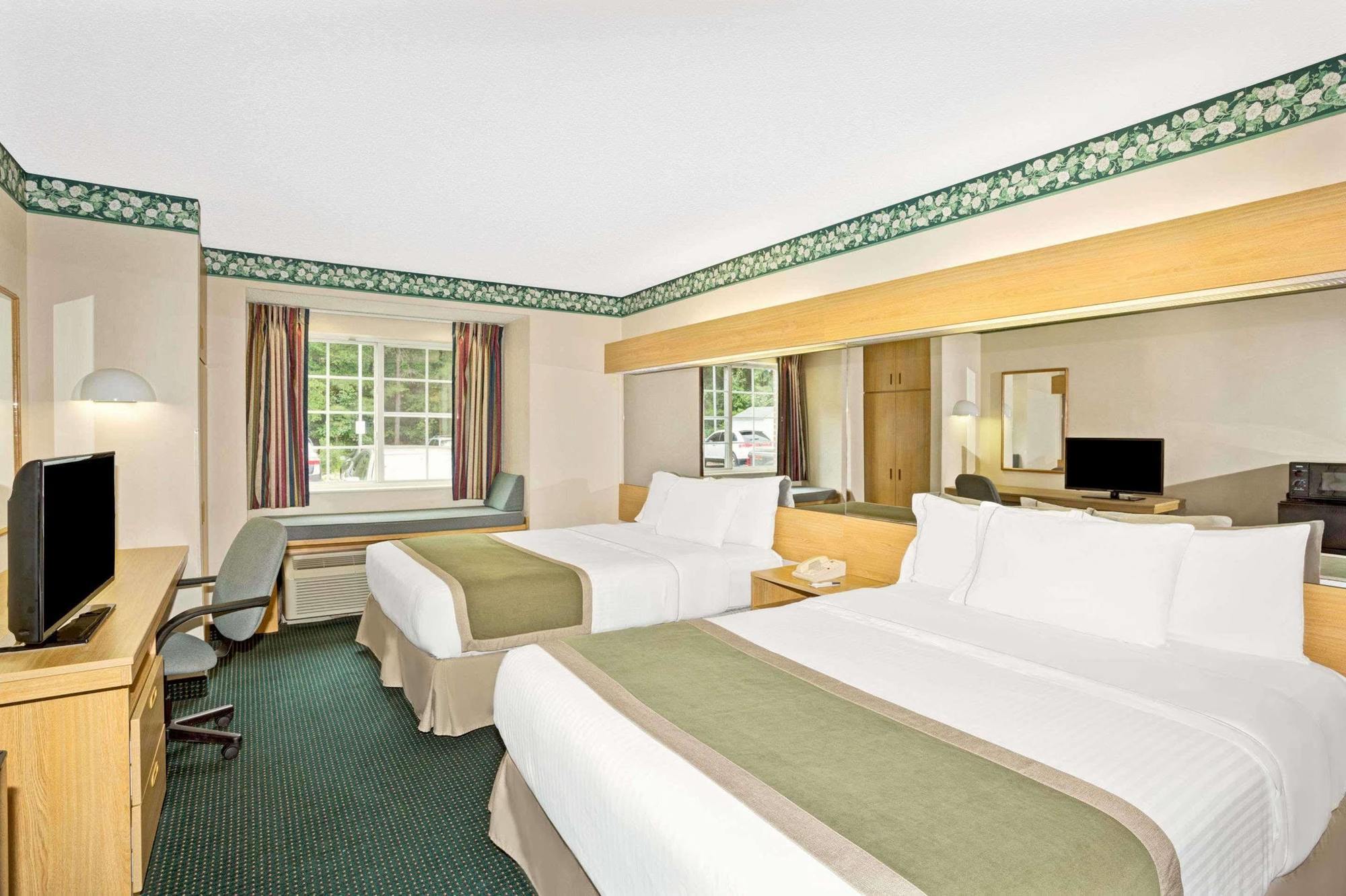 Microtel Inn By Wyndham Raleigh-Durham Airport Morrisville Exterior photo
